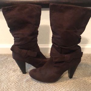 Slouchy brown faux suade boots
